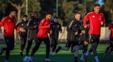 الأهلي يخوض مرانه الختامي قبل مواجهة الجيش الملكي في دوري أبطال أفريقيا 1